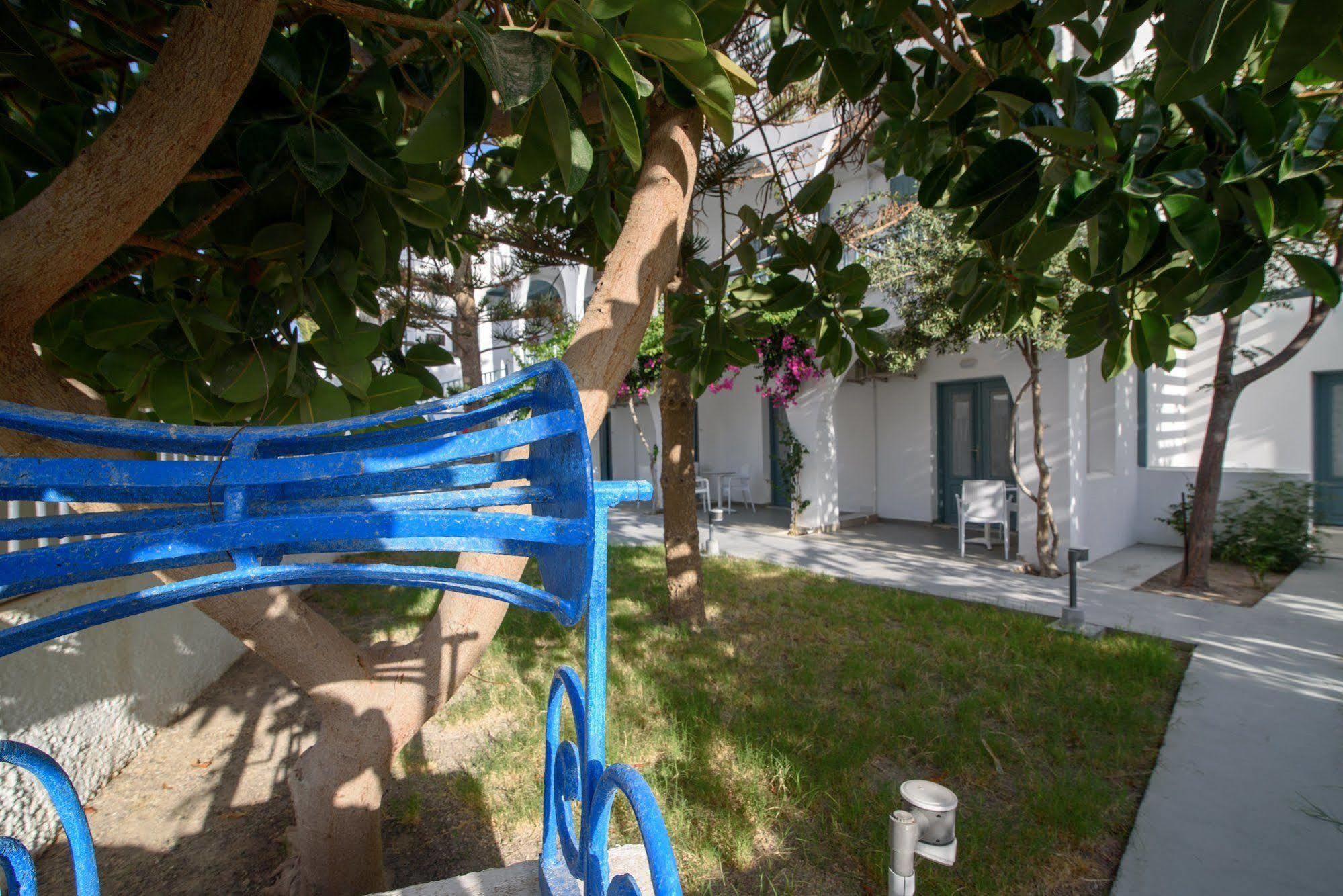 Iris Boutique Hotel Kamári Exterior foto